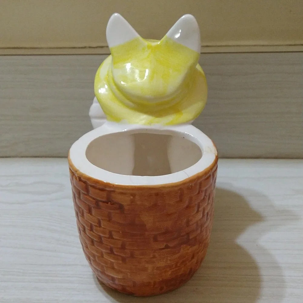 Vintage Anthropomorphic Farmer Rabbit Planter 6" Height - Picture 3 of 5